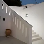 瓦瑞娜丽小型精品旅馆 2*