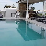 Varnali Small Boutique Гостевой дом Mykonos Town