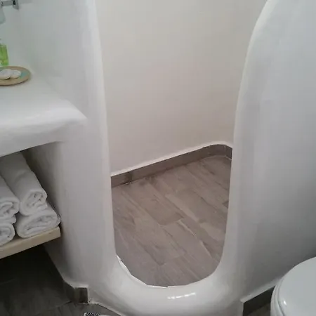 Varnali Small Boutique 2*