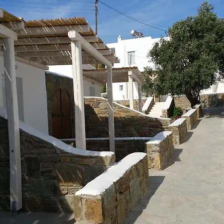 Varnali Small Boutique Mykonos Town