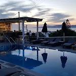 Varnali Small Boutique Mykonos Town